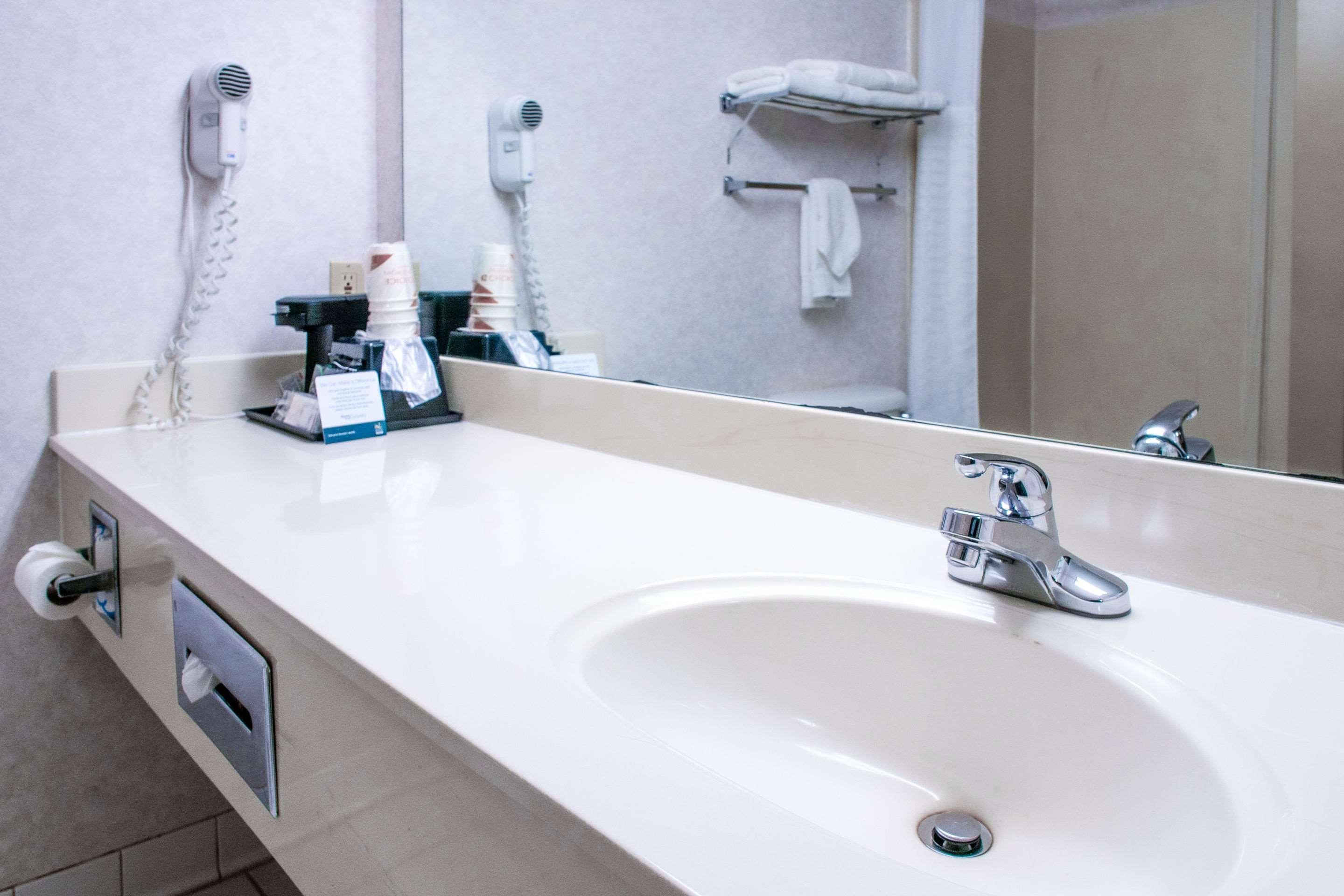 Quality Inn Moore - Oklahoma City Bagian luar foto