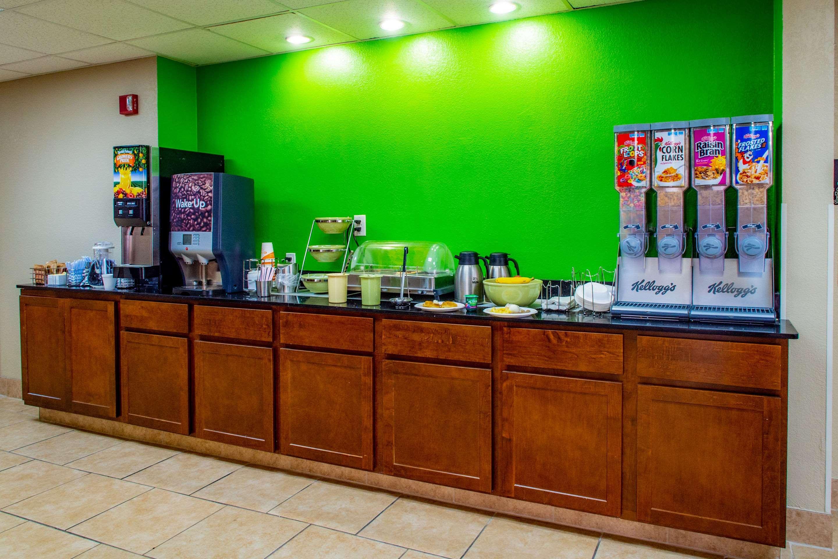Quality Inn Moore - Oklahoma City Bagian luar foto