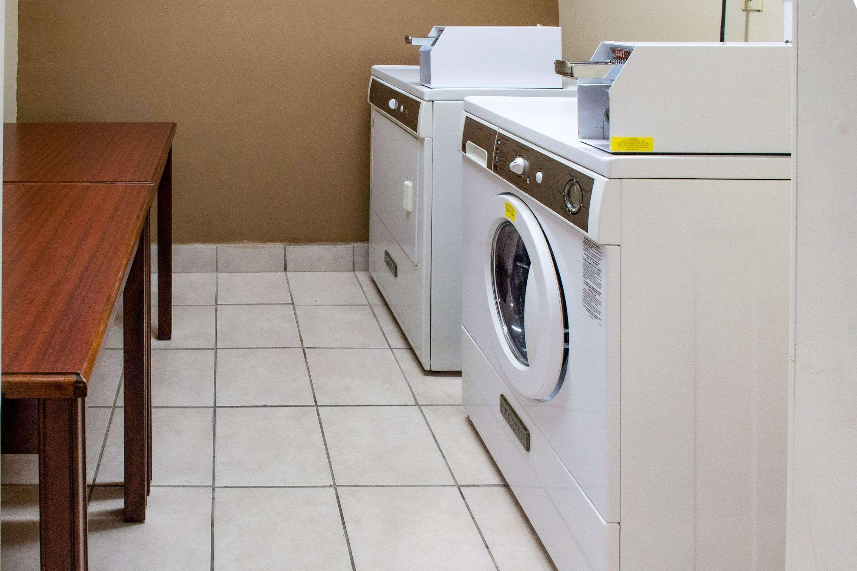 Quality Inn Moore - Oklahoma City Bagian luar foto