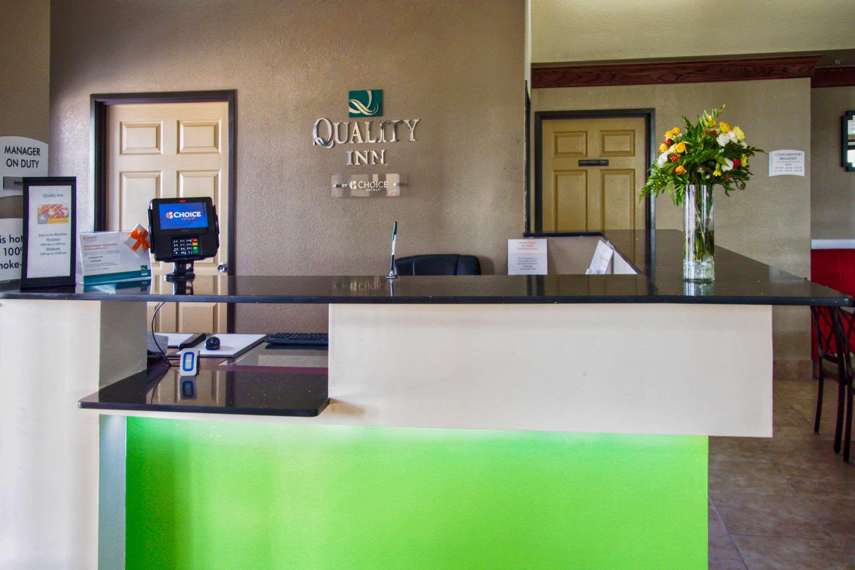 Quality Inn Moore - Oklahoma City Bagian luar foto